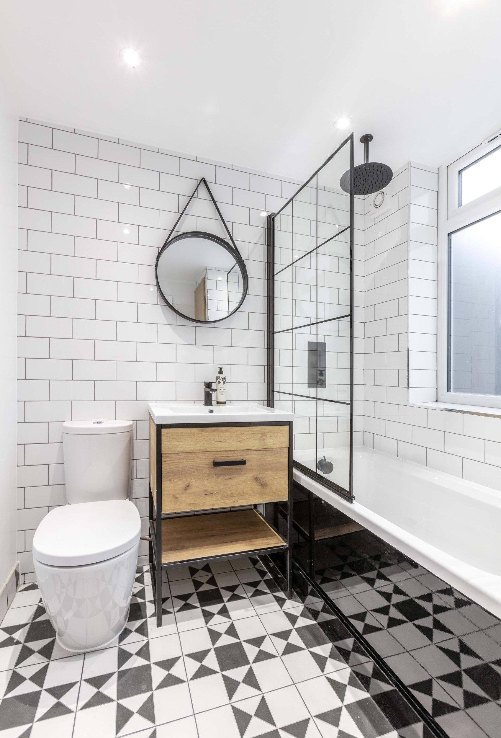 home-renovations-refurbed-bathroom-sheen-lane